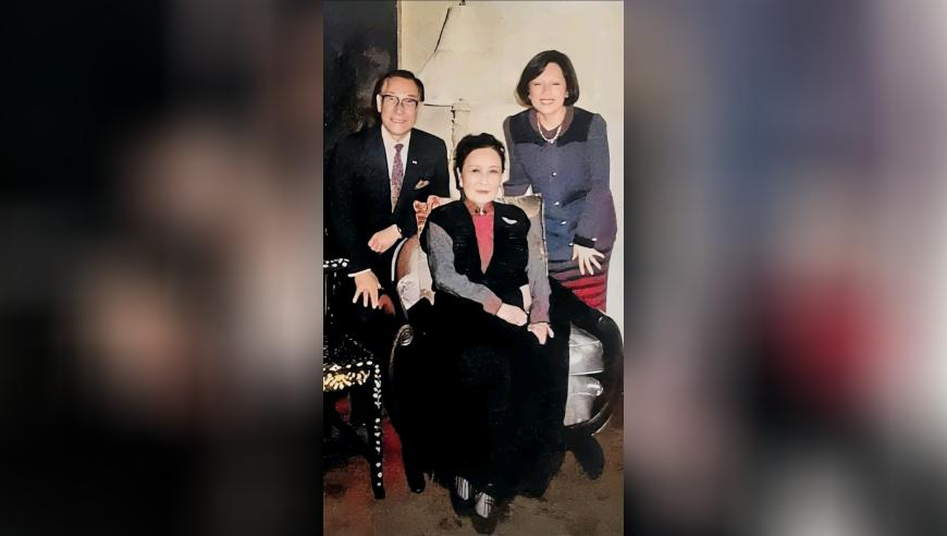 澳门小鱼儿30码正版网怎么玩,00后月薪3000每月买3克黄金,最佳精选解释落实_GM版V8.68